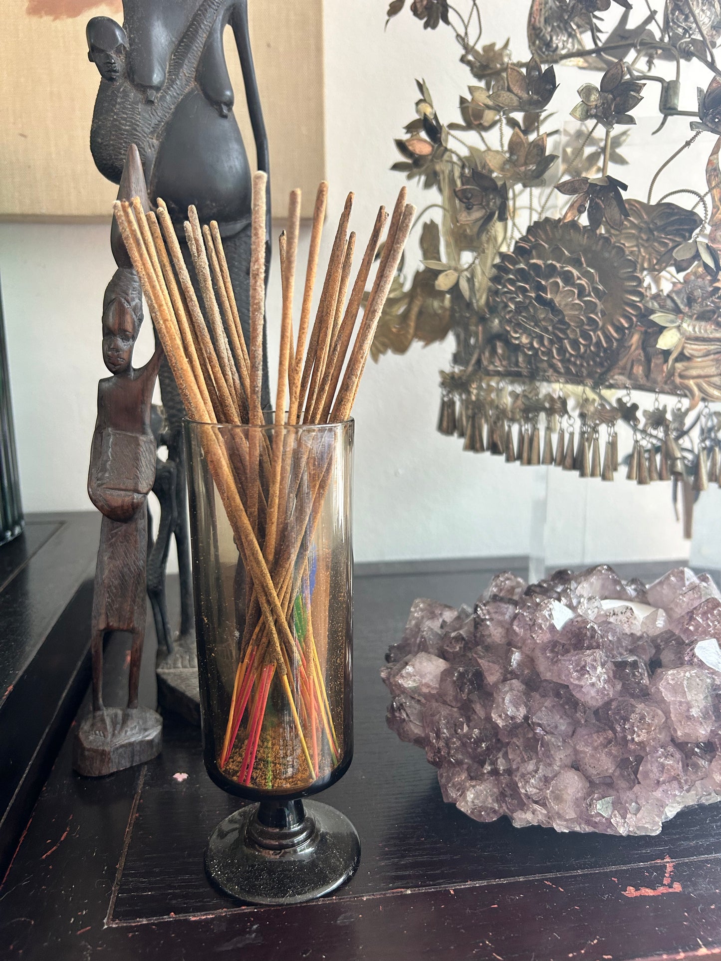 BROWN GLASS VASE / VESSEL