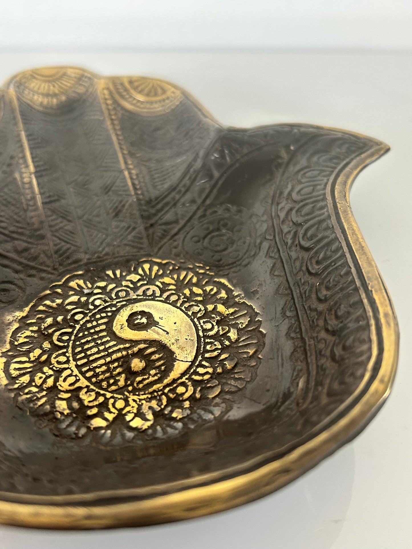 FATIMA YING YANG TRAY