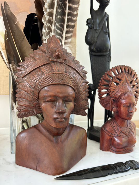 POWERFUL CARVED TRIBAL MALE BUST