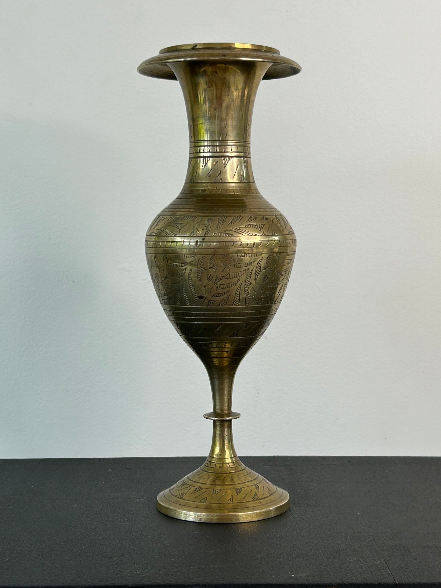 INDIAN VINTAGE BRASS VASE / VESSEL