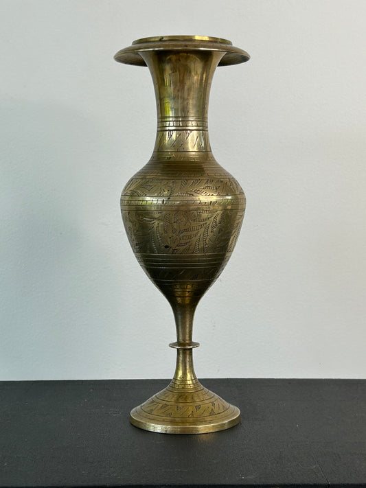 INDIAN VINTAGE BRASS VASE / VESSEL