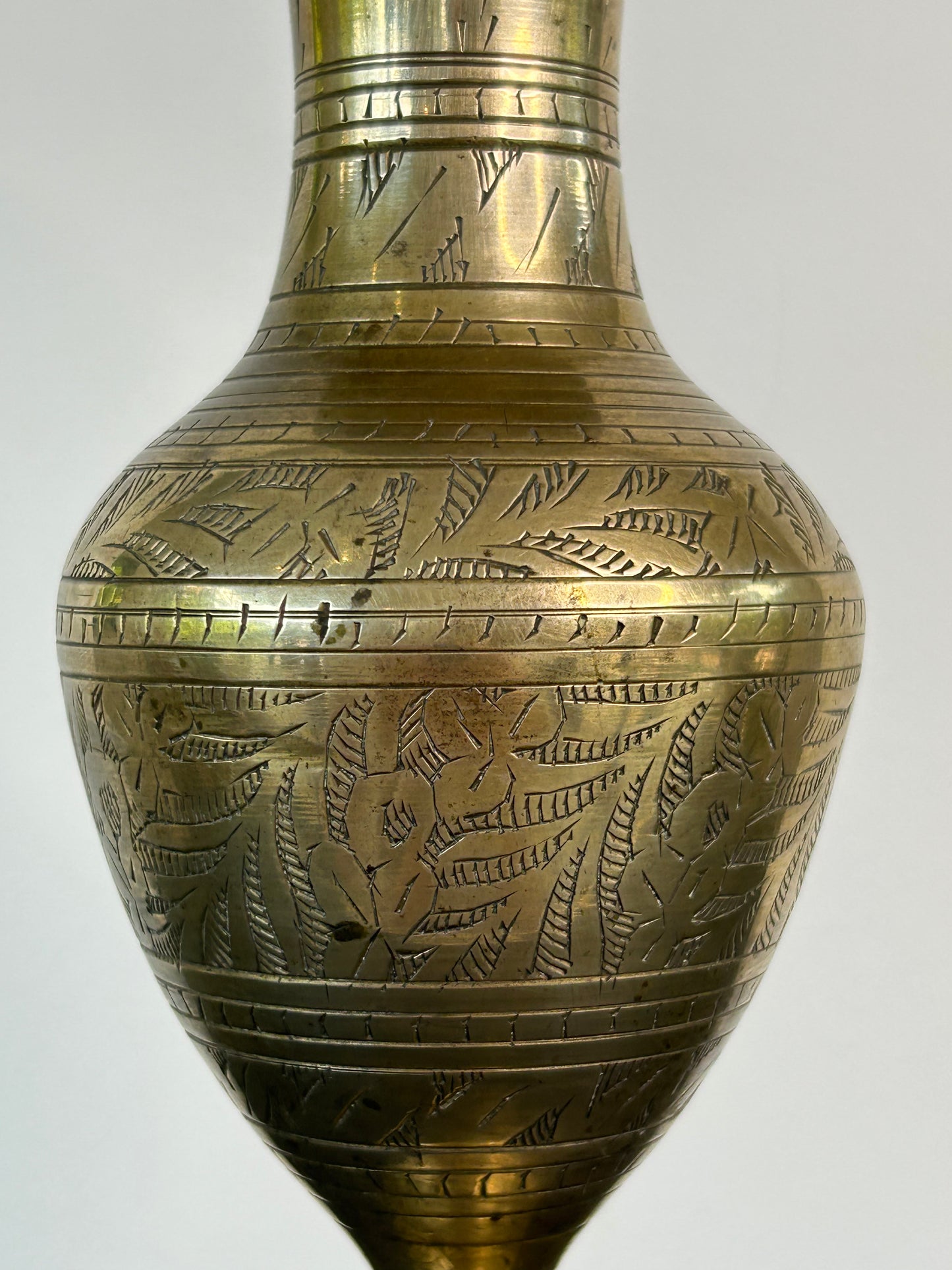 INDIAN VINTAGE BRASS VASE / VESSEL