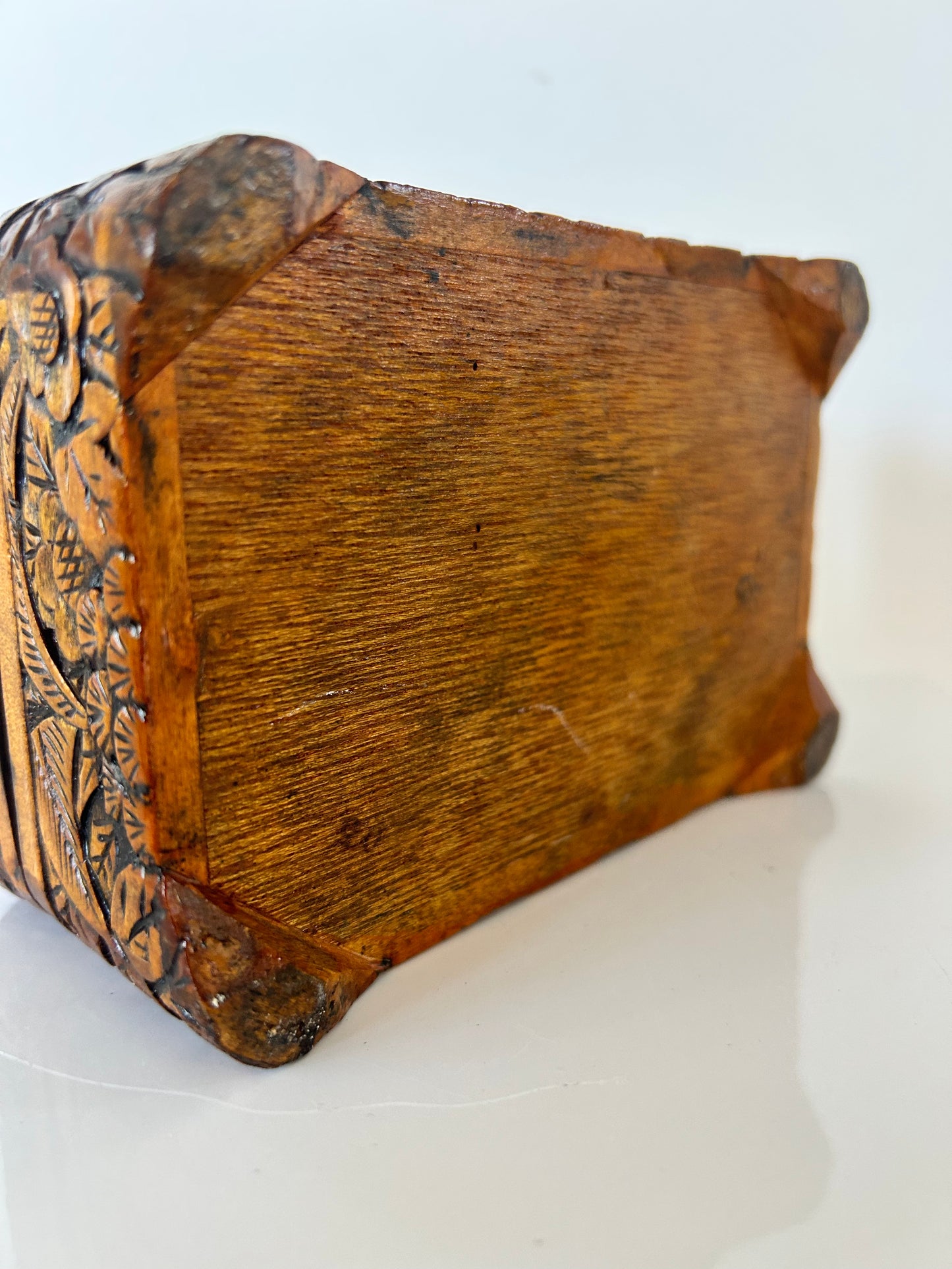 CARVED WOODEN BOX